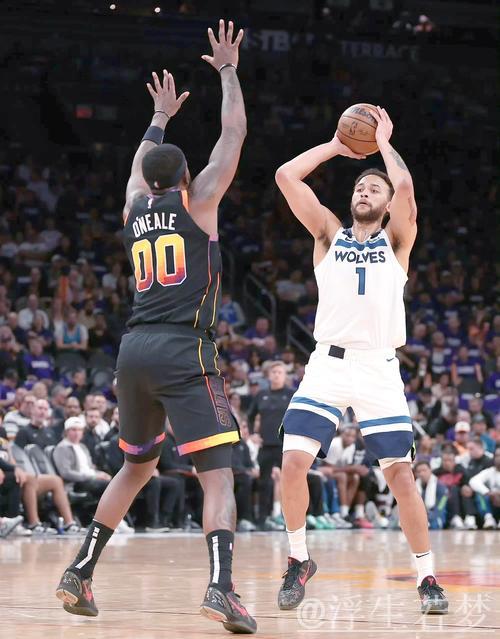 森林狼官方发布赛后海报：止连败颓势，战绩提升至16胜9负