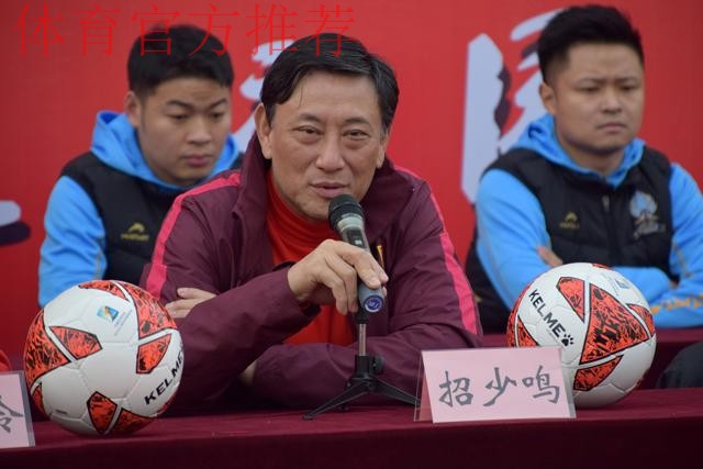 传递足球梦想 五超联赛进校园活动走进滨州实验学校